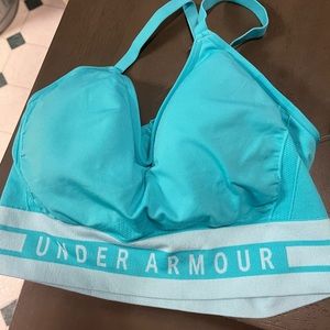 Under Armour sports bra size XL NWT